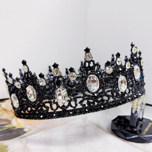Renaissance Crown, Vintage Stone Crown, Halloween Costume, Coronation Crown - Picture 2 of 9